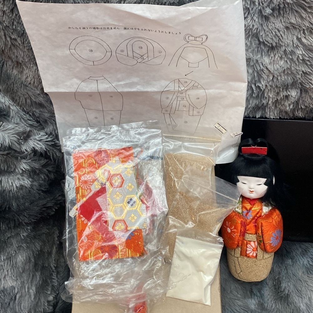 Traditional Japanese Doll with Orange Kimono - Picture 11 of 16